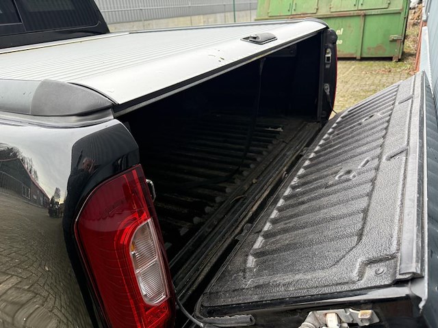 Mercedes benz x-klasse pick-up truck automaat met kenteken v-731-np - afbeelding 40 van  44