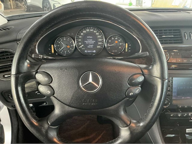Mercedes cls500 amg c219 | 5.0 v8 | 2005 | youngtimer | 306 pk | btw auto - afbeelding 17 van  33