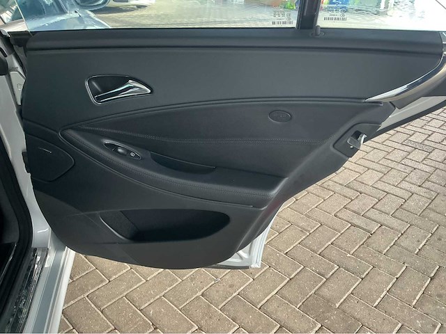 Mercedes cls500 amg c219 | 5.0 v8 | 2005 | youngtimer | 306 pk | btw auto - afbeelding 20 van  33