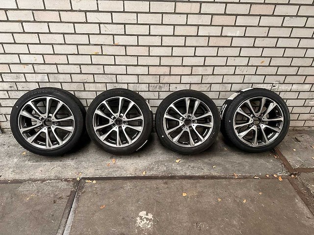 Mercedes e klasse - banden + velgen - afbeelding 6 van  6