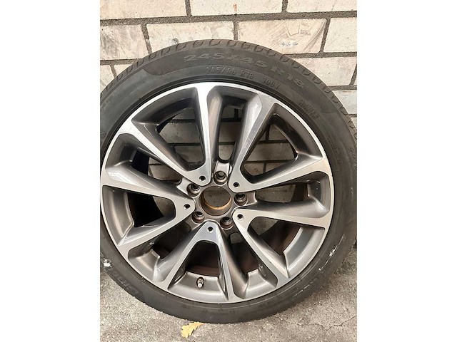 Mercedes e klasse - banden + velgen - afbeelding 2 van  6