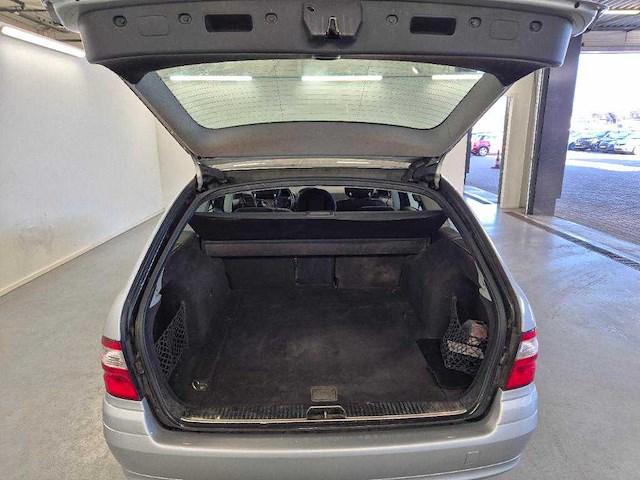 Mercedes e-klasse combi 200 kompressor classic, t-889-bp - afbeelding 3 van  11