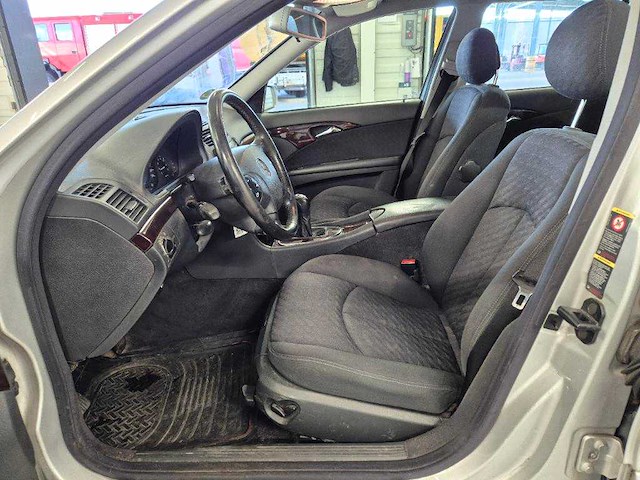 Mercedes e-klasse combi 200 kompressor classic, t-889-bp - afbeelding 8 van  11