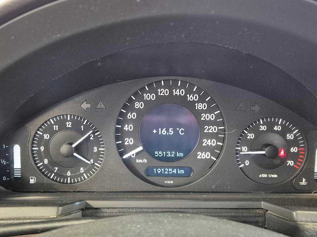 Mercedes e-klasse combi 200 kompressor classic, t-889-bp - afbeelding 9 van  11