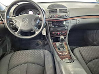 Mercedes e-klasse combi 200 kompressor classic, t-889-bp - afbeelding 10 van  11