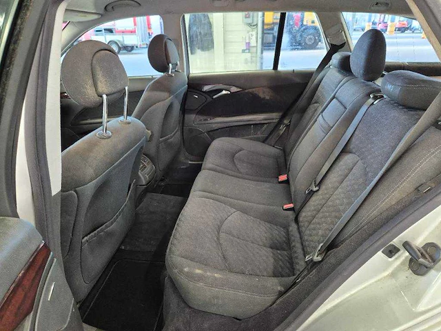 Mercedes e-klasse combi 200 kompressor classic, t-889-bp - afbeelding 2 van  11