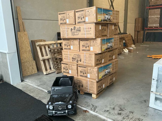 Mercedes g amg 63 voertuig (12x) - afbeelding 1 van  6