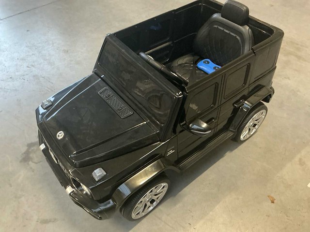 Mercedes g amg 63 voertuig (12x) - afbeelding 3 van  6