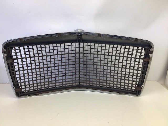 Mercedes grill - afbeelding 3 van  3