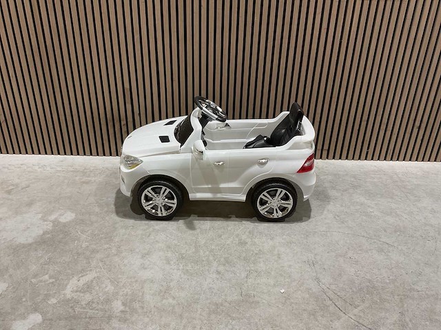 Mercedes ml350 elektrische kinderauto - afbeelding 6 van  46