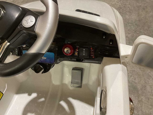 Mercedes ml350 elektrische kinderauto - afbeelding 39 van  46