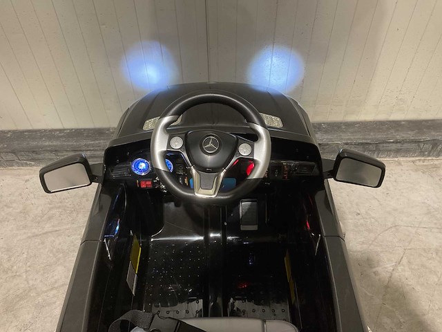 Mercedes ml350 elektrische kinderauto - afbeelding 15 van  31