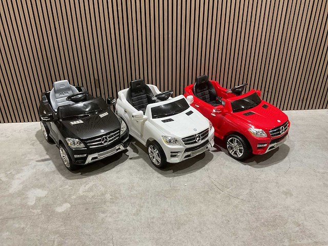 Mercedes ml350 elektrische kinderauto - afbeelding 45 van  48