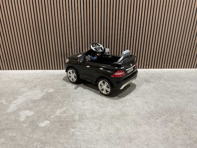 Mercedes ml350 elektrische kinderauto - afbeelding 4 van  48