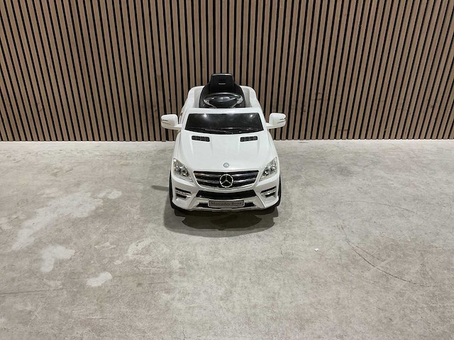 Mercedes ml350 elektrische kinderauto - afbeelding 9 van  53