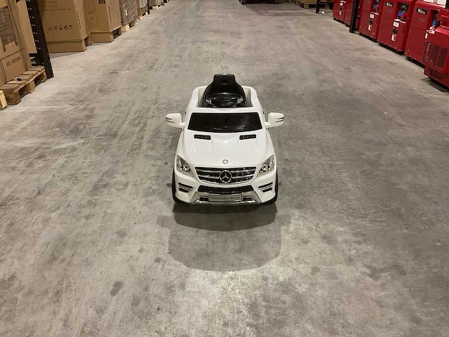 Mercedes ml350 elektrische kinderauto - afbeelding 46 van  53