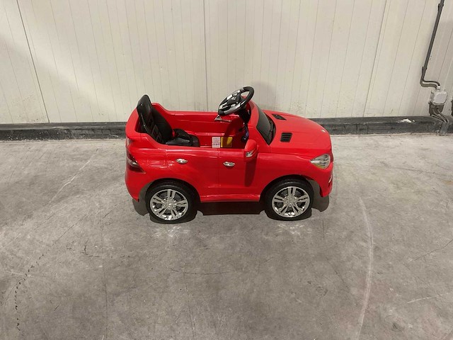 Mercedes ml350 elektrische kinderauto - afbeelding 35 van  54