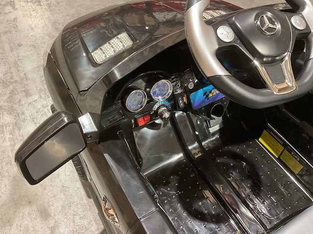 Mercedes ml350 elektrische kinderauto - afbeelding 30 van  37