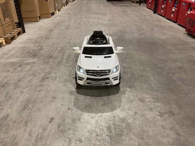 Mercedes ml350 elektrische kinderauto - afbeelding 38 van  43
