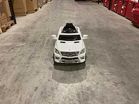 Mercedes ml350 elektrische kinderauto - afbeelding 47 van  54