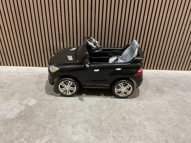 Mercedes ml350 elektrische kinderauto - afbeelding 5 van  50