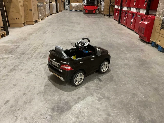 Mercedes ml350 elektrische kinderauto - afbeelding 35 van  50