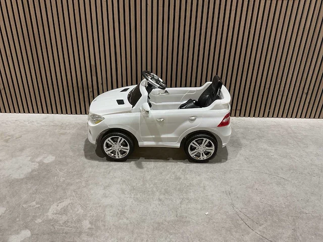 Mercedes ml350 elektrische kinderauto - afbeelding 7 van  54