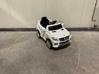 Mercedes ml350 elektrische kinderauto - afbeelding 16 van  54