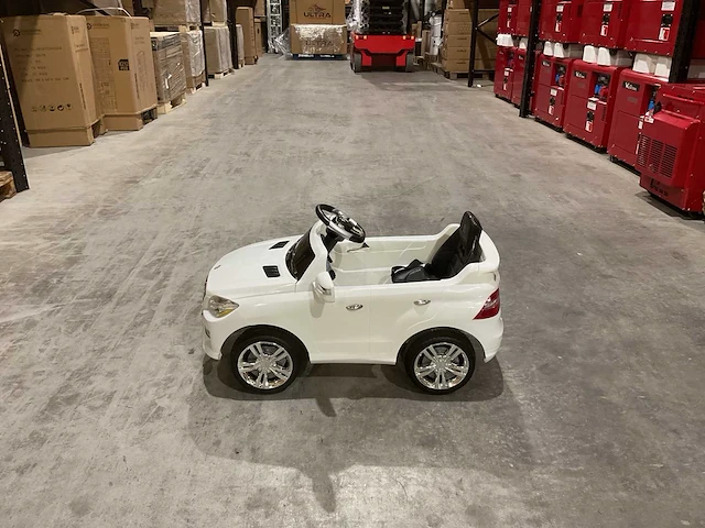 Mercedes ml350 elektrische kinderauto - afbeelding 54 van  54