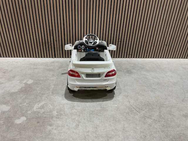 Mercedes ml350 elektrische kinderauto - afbeelding 52 van  54