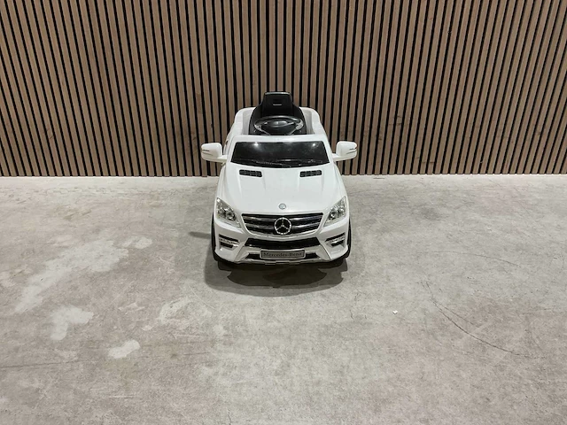Mercedes ml350 elektrische kinderauto - afbeelding 9 van  54