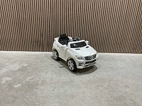 Mercedes ml350 elektrische kinderauto - afbeelding 44 van  54