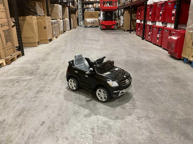 Mercedes ml350 elektrische kinderauto - afbeelding 7 van  13
