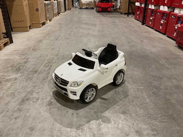 Mercedes qx-7996 wit ml350 speelgoed - afbeelding 32 van  38