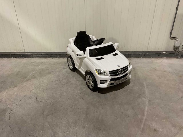 Mercedes qx-7996 wit ml350 speelgoed - afbeelding 15 van  50