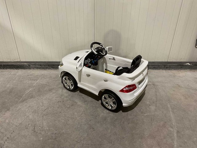 Mercedes qx-7996 wit ml350 speelgoed - afbeelding 19 van  50
