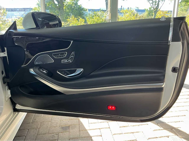 Mercedes s400 amg 4matic | 3.0 v6 biturbo | 367 pk | 2016 | driving assistance package plus | hud | 20 inch amg wielen | btw auto - afbeelding 27 van  40