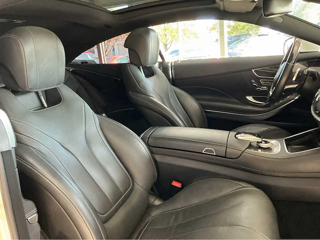 Mercedes s400 amg 4matic | 3.0 v6 biturbo | 367 pk | 2016 | driving assistance package plus | hud | 20 inch amg wielen | btw auto - afbeelding 29 van  40