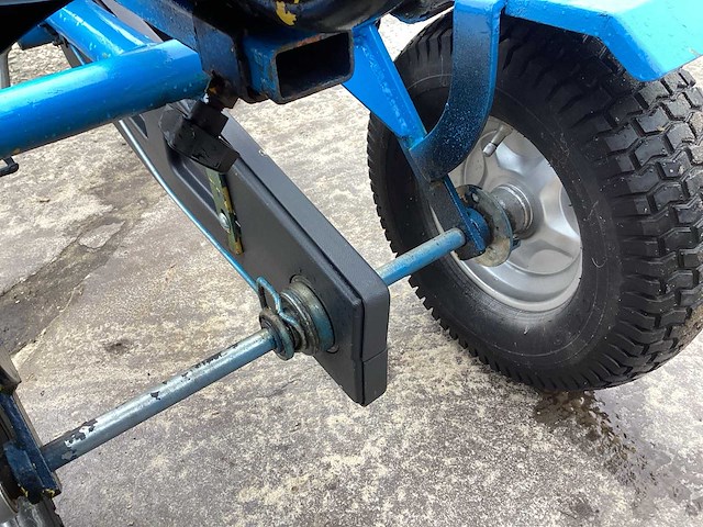 Mercedes skelter - afbeelding 6 van  7