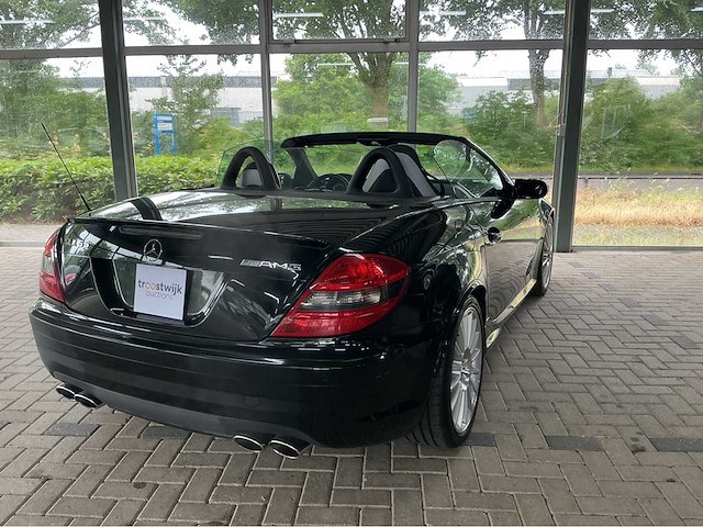Mercedes slk55 amg r171 | 5.5 v8 | 2005 | youngtimer | 360 pk | airscarf | 67.000 km | btw auto - afbeelding 33 van  34
