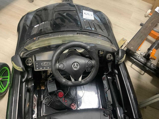 Mercedes sls amg elektrische kinderauto - afbeelding 6 van  7
