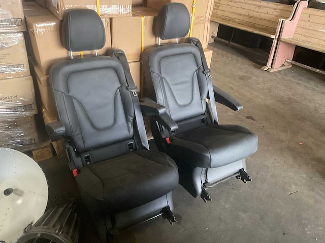 Mercedes stoelen (2x) - afbeelding 2 van  5