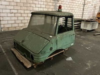 Mercedes unimog kale cabine - afbeelding 1 van  6