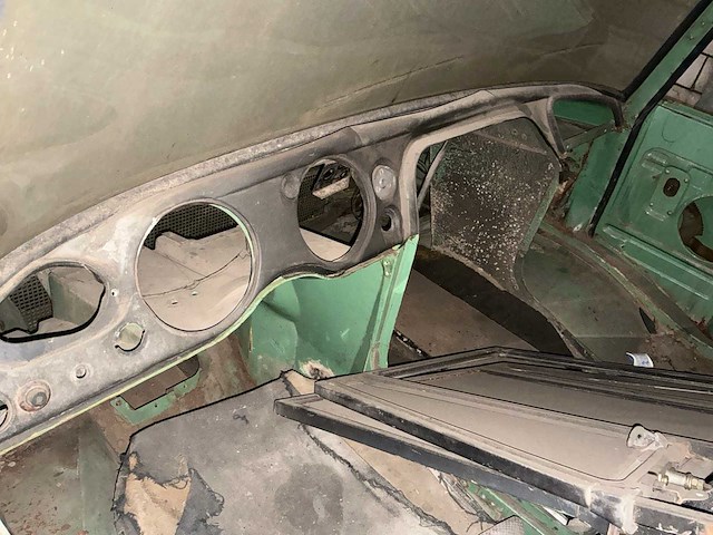 Mercedes unimog kale cabine - afbeelding 5 van  6