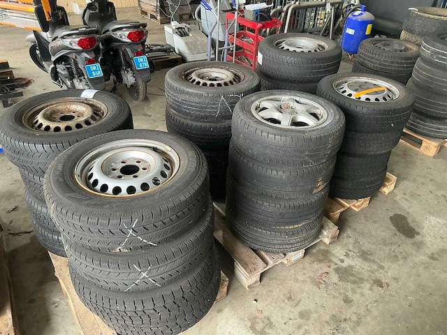 Mercedes velgen en bandensets (6x) - afbeelding 1 van  13