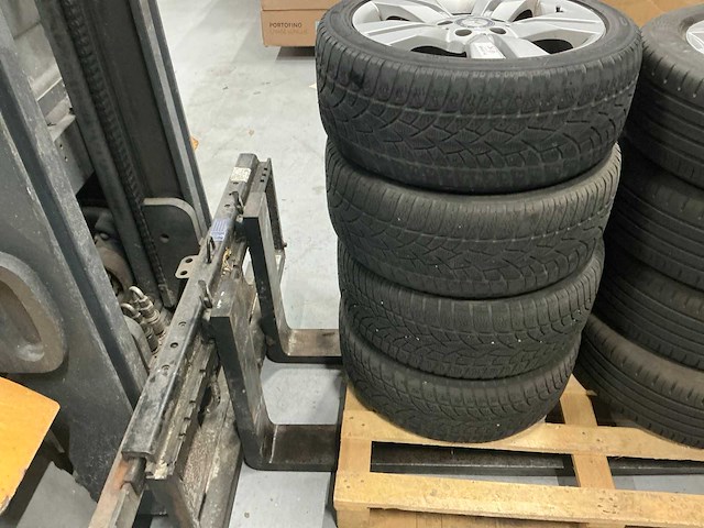 Mercedes velgen met banden (4x) - afbeelding 3 van  3