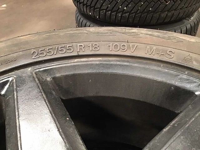 Mercedes velgen met banden (4x) - afbeelding 3 van  4