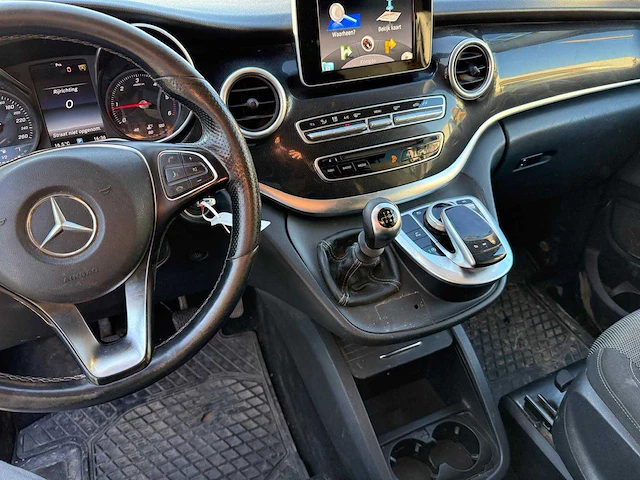 Mercedes vito v 220d bedrijfswagen - afbeelding 2 van  16
