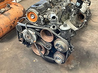 Mercedes w124 benzine motorblok - afbeelding 8 van  9