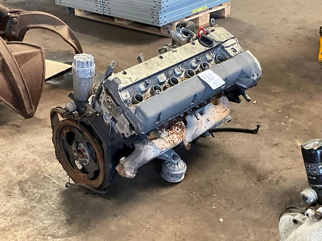 Mercedes w124 benzinemotor - afbeelding 4 van  7